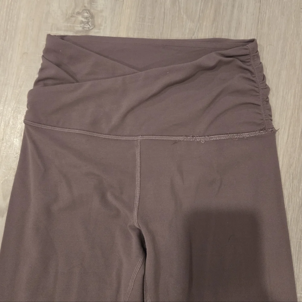 Lululemon Align HR Crop 21